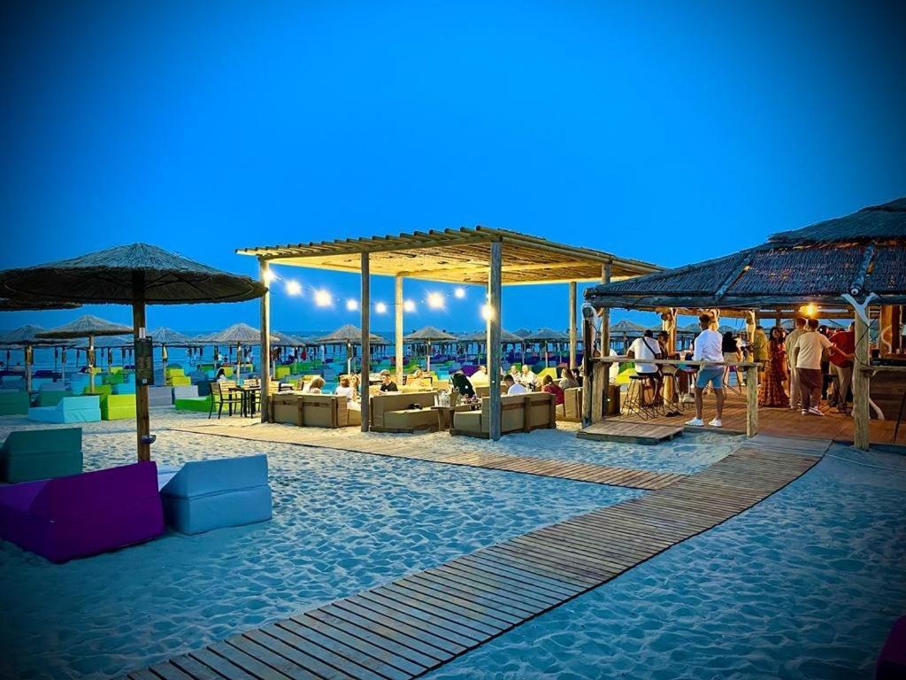 Apartment Apartament Arion Extra Large 3 Dormitoare - Terasa Privata Mamaia Nord Năvodari